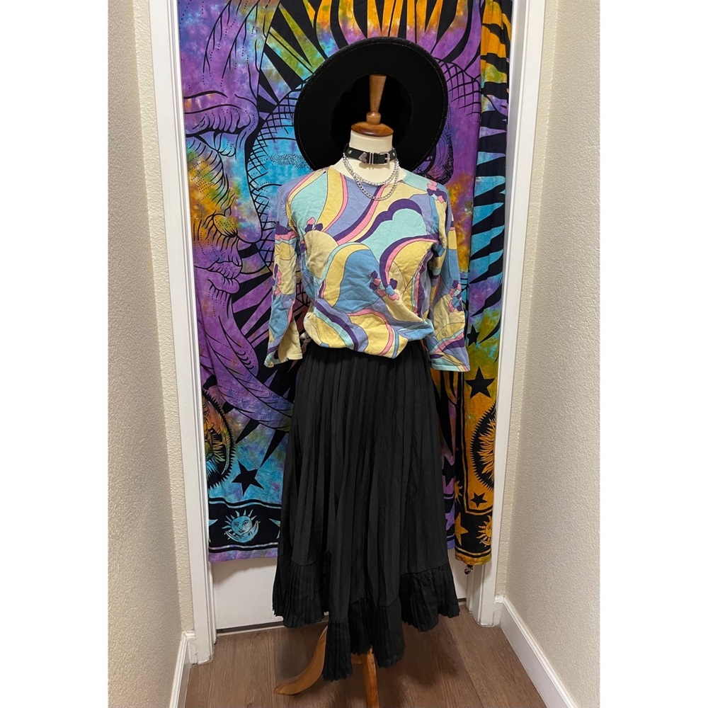 π Amazing pastel Vintage art sweater - Picture 11 of 11